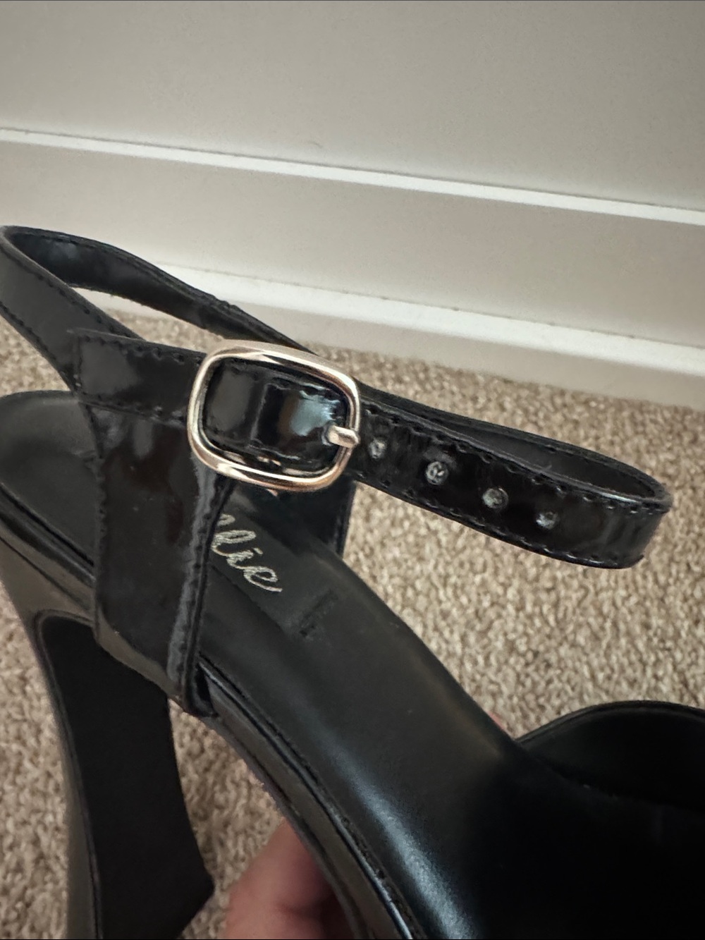 Ellie Juliet Black Patent Leather 5” Platform Heels, Size 8 - Picture 5 of 9